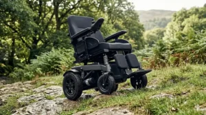 all-terrain-heavy-duty-powerchair-grass
